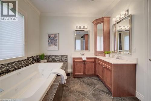 5 pc Primary Ensuite - 200 Macdonald Place, Waterloo, ON 
