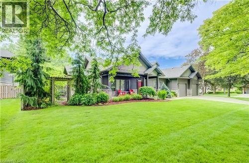 Wide lot - 200 Macdonald Place, Waterloo, ON 