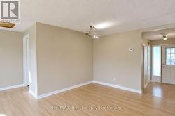 Dining Area - 