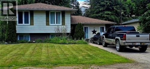 171 KNEIDER Avenue  Dunnville, ON N1A 1A6