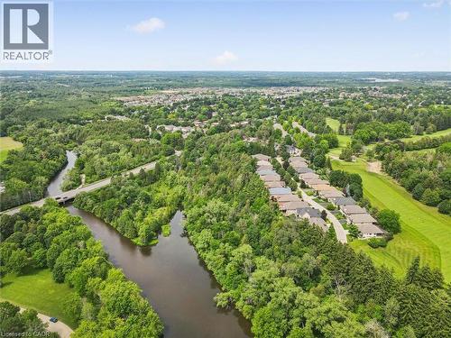 17 FAIRWAY Lane  Guelph, ON N1E 7A8