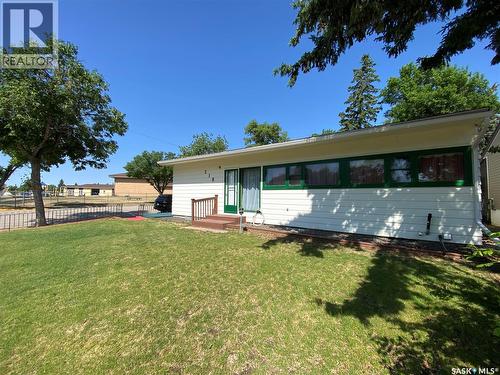 318 5Th Avenue W, Kindersley, SK 
