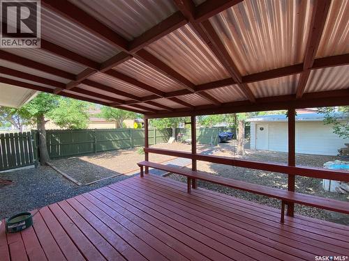 318 5Th Avenue W, Kindersley, SK 