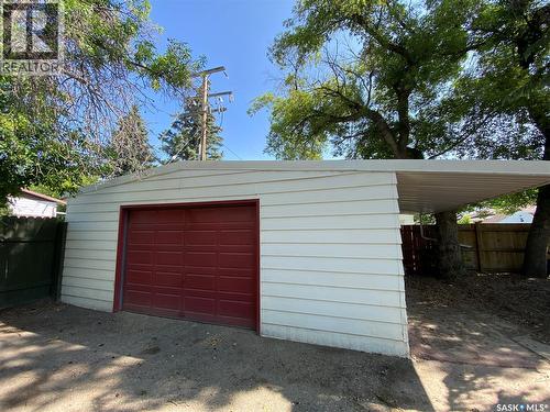 318 5Th Avenue W, Kindersley, SK 