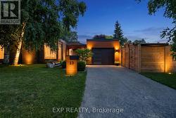 23 THE CEDARS STREET St. Catharines (Vine/Linwell), ON L2M 6M9