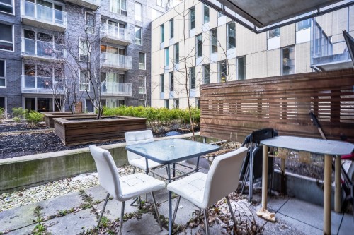 Patio - 250-1414 Rue Chomedey, Montréal (Ville-Marie), QC 