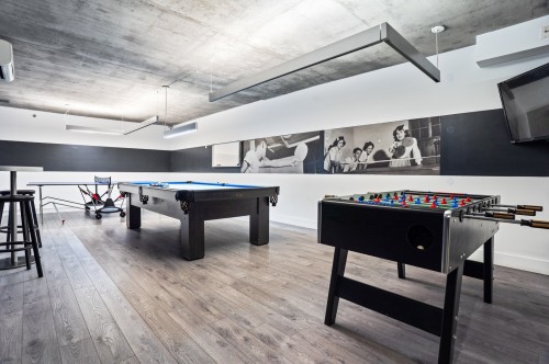 Game Room - 250-1414 Rue Chomedey, Montréal (Ville-Marie), QC 