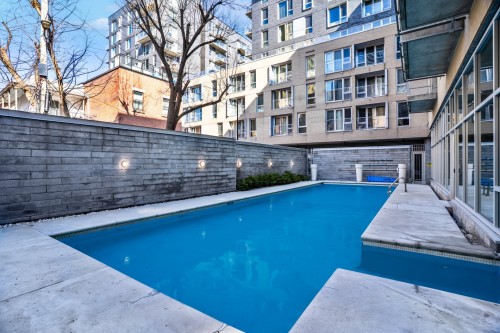 Pool - 250-1414 Rue Chomedey, Montréal (Ville-Marie), QC 