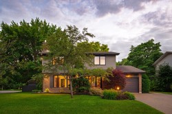 1895 Rue de la Duchesse  Saint-Bruno-De-Montarville, QC J3V 3M1
