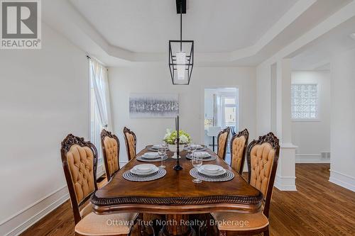 Formal dinning room with elegant Tray ceilings - 19 Black Tern Crescent, Ottawa, ON 