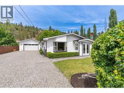 4172 San Clemente Avenue Peachland, BC V0H 1X6