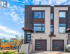 43 WILD ROSE GARDENS Toronto, ON M6L 0A5