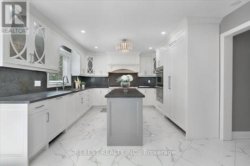 5090 Mississauga Road, Mississauga, ON 
