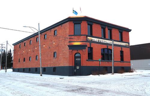 4917 47 St, Camrose, AB 