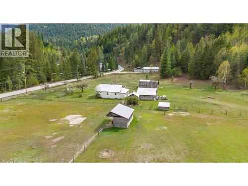 3781 Pass Creek Road, Crescent Valley, BC 