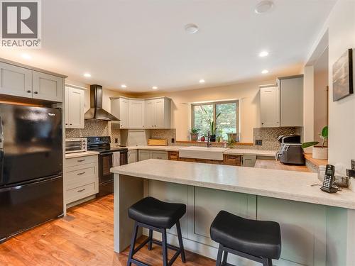 3781 Pass Creek Road, Crescent Valley, BC 