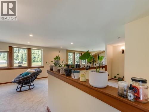 3781 Pass Creek Road, Crescent Valley, BC 