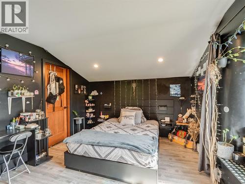 3781 Pass Creek Road, Crescent Valley, BC 