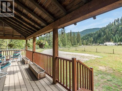 3781 Pass Creek Road, Crescent Valley, BC 
