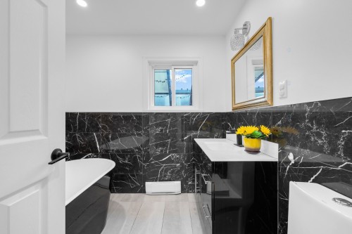 Bathroom - 199 Boul. Lacombe, Repentigny (Le Gardeur), QC - Indoor Photo Showing Bathroom