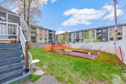 Courtyard - 199 Boul. Lacombe, Repentigny (Le Gardeur), QC - Outdoor