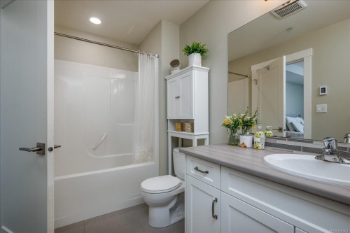 #102-5930 Nelson Rd, Nanaimo, BC 