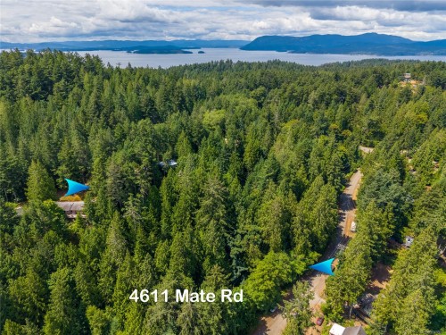 4611 Mate Rd, Pender Island, BC 