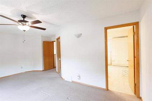 23 Briarlynn Rd, Winnipeg, MB 