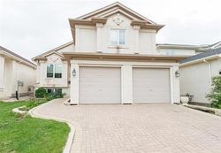 23 Briarlynn RD  Winnipeg, MB R3T 5Z9