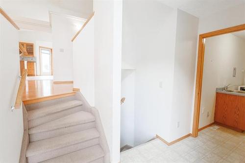 23 Briarlynn Rd, Winnipeg, MB 