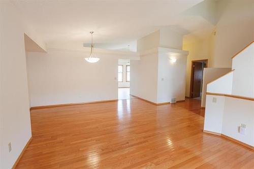 23 Briarlynn Rd, Winnipeg, MB 
