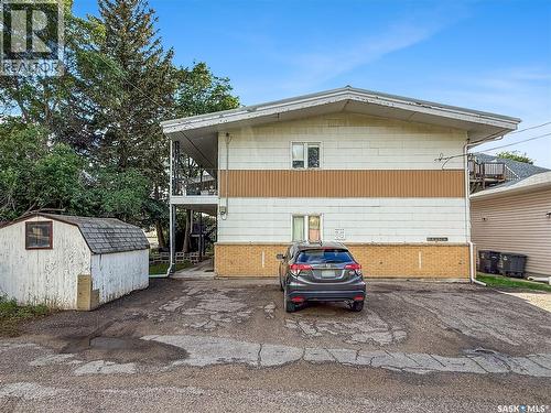 211 2Nd Avenue Ne, Swift Current, SK 