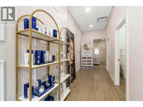 1092 Kingsway, Vancouver, BC 
