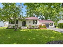 7 Birchwood CRT Saint Stephen, NB E3L 2V2