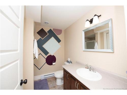 38 Hammond St, Moncton, NB 