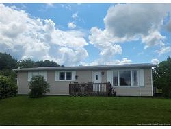 16 Harding DR  Nackawic, NB E6G 1C4