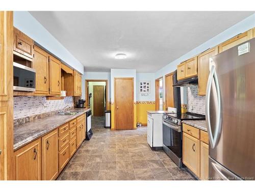 164 Gore Rd, Fredericton Junction, NB 
