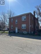 4077 HICKSON Avenue Niagara Falls, ON L2E 3K1