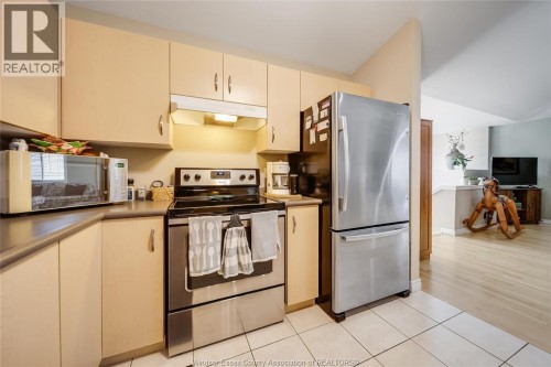 1739 Castleton Avenue, Windsor, ON 