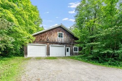 Garage - 