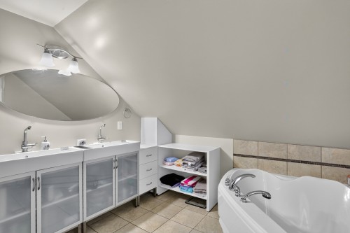 Salle de bains - 1485 Rue Principale, Saint-Stanislas, QC 
