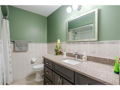 32 Barbara Crt, Fredericton, NB 