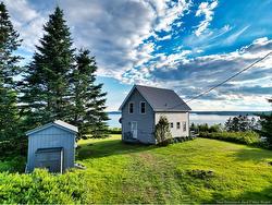 15 Mitchell CRT  Welshpool, NB E5E 1H6