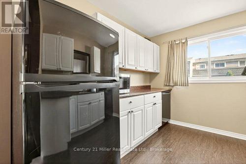 69 - 2050 Upper Middle Road, Burlington (Brant Hills), ON - Indoor Photo Showing Kitchen