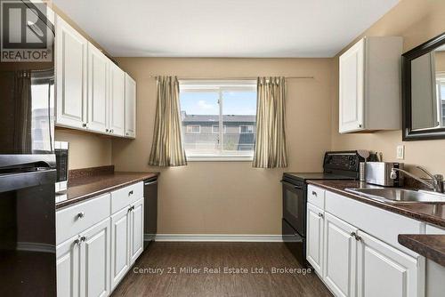 69 - 2050 Upper Middle Road, Burlington (Brant Hills), ON - Indoor Photo Showing Kitchen