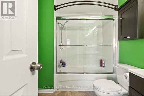 69 - 2050 Upper Middle Road, Burlington (Brant Hills), ON - Indoor Photo Showing Bathroom