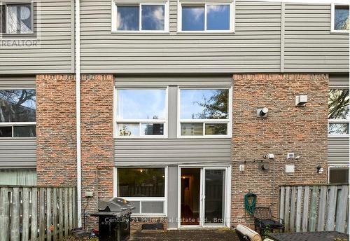 69 - 2050 Upper Middle Road, Burlington (Brant Hills), ON - Outdoor With Exterior