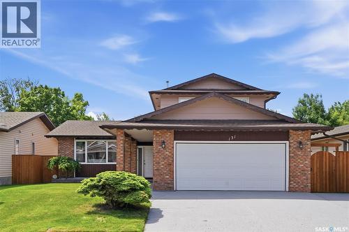 131 Keeley CRESCENT  Saskatoon, SK S7J 4B3