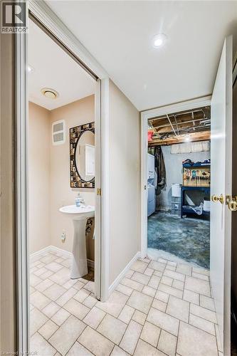 192 Warren Road, Kitchener, ON - Indoor