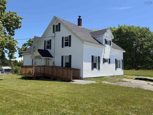 45 Franks Road, West Pubnico, NS 